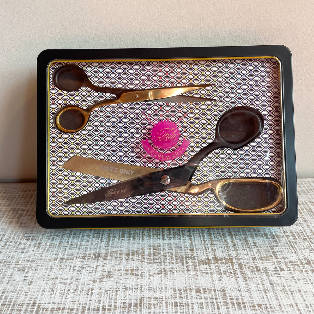 Tula Pink Limited Edition Black & Gold Scissor Tin Tula Pink Limited Edition Black & Gold Scissor Tin