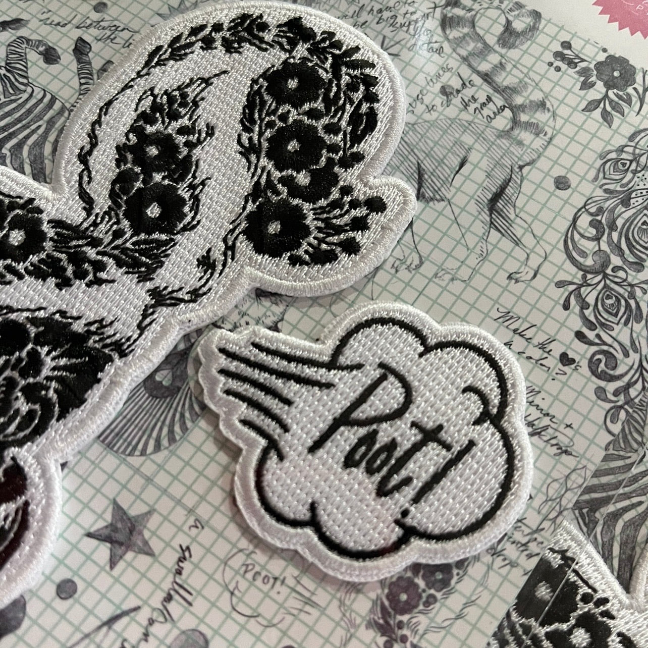 #VeryRare Tula Pink Linework "Skunk Patch & Lil Stinker Pin" Collector Set